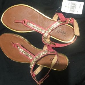 Thong sandals never worn